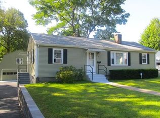 85 Quartus St, Chicopee, MA 01020