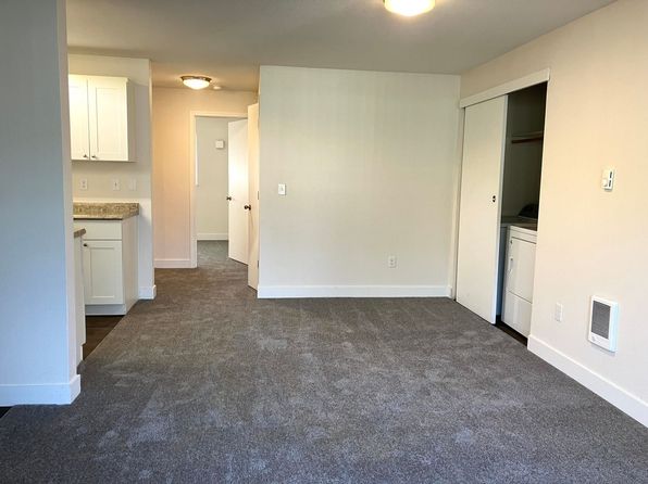 Crystal Bay | 23502 16th Ave S, Seattle, WA