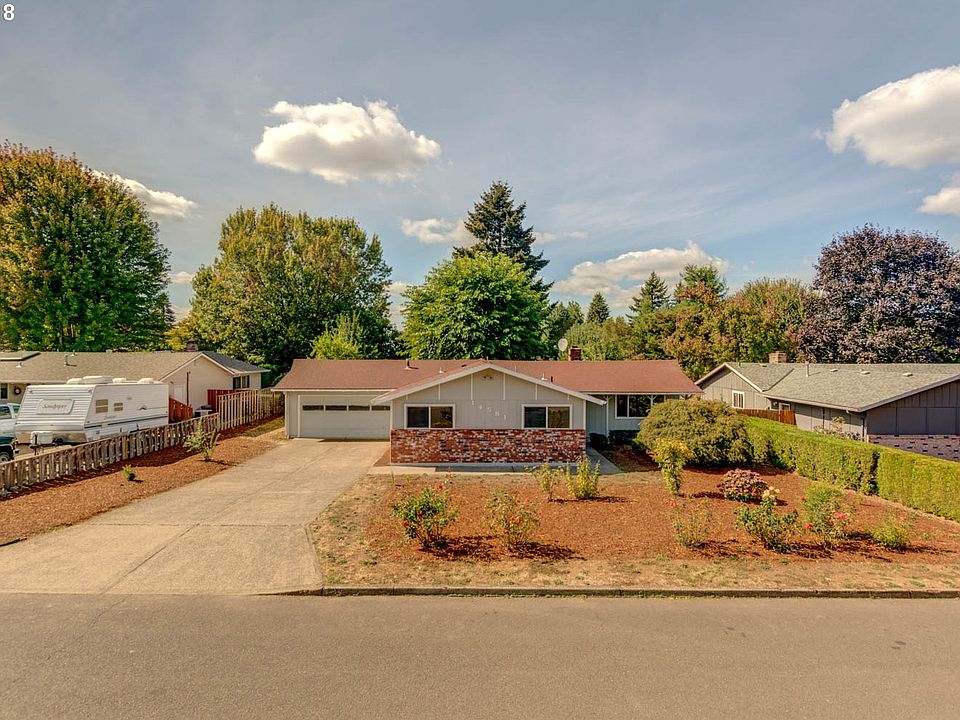 1st image of 14581 SE Bonnie Way