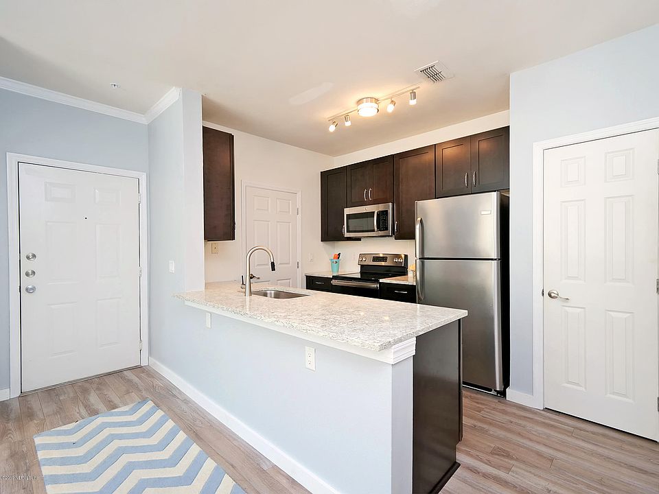 1st image of 211 Colima Ct Unit 1122