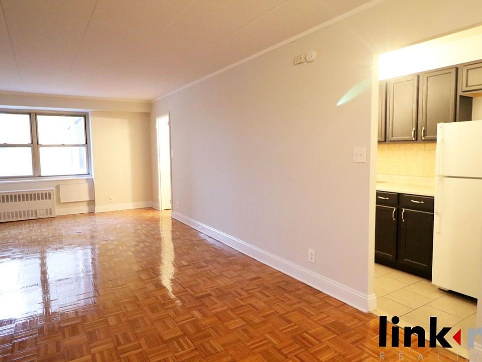 1st image of 30 Park Ave APT 6X