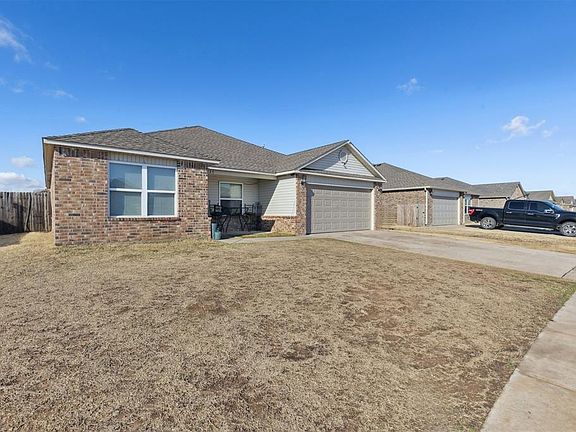 2nd image of 325 Karlee Ln