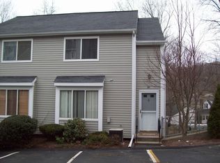 60 Padanaram Rd APT 28, Danbury, CT 06811