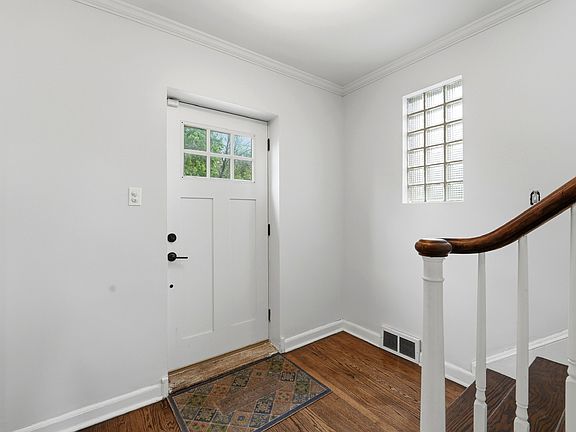 4th image of 11412 S Oakley Ave