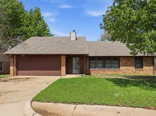 712 E Park Pl, Stillwater, OK 74075