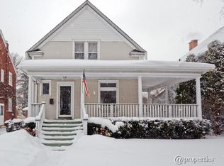 1524 Lake Ave, Wilmette, IL 60091