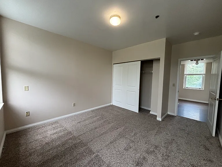 2 BD