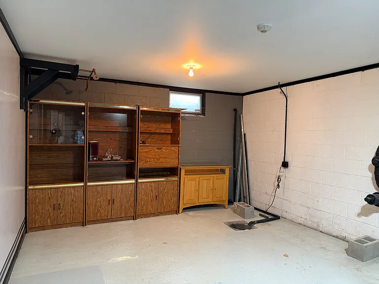 52 Heckel St #102 — Photo 36