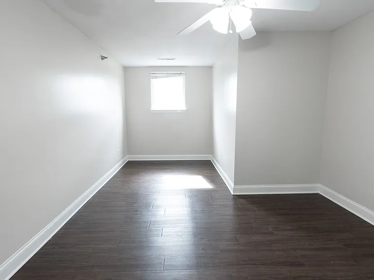 1100 Club Village Dr — Photo 19