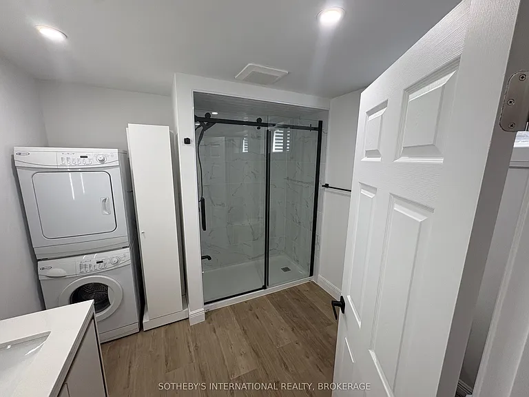 71 Stella St — Photo 13