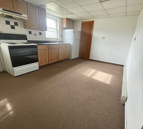 4th image of 249 Hinkley Dr #4