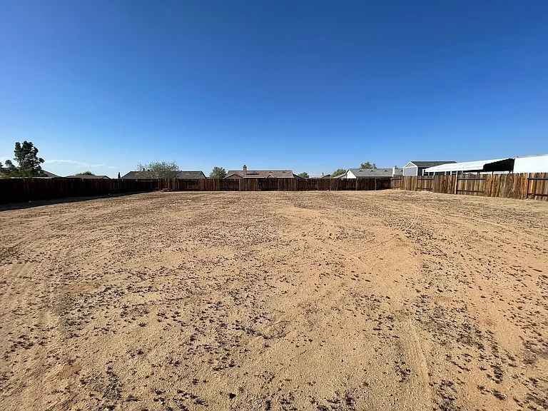 21256 Vidal Ct — Photo 45