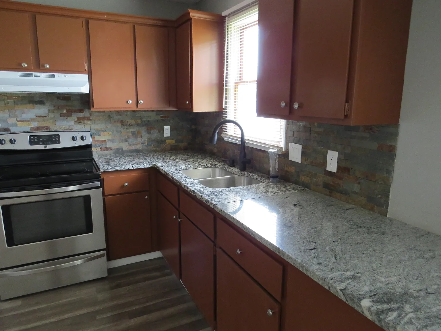 1 bed, 650 sqft, $650 — Photo 2