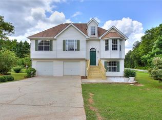 101 Elk Grove Dr, Auburn, GA 30011