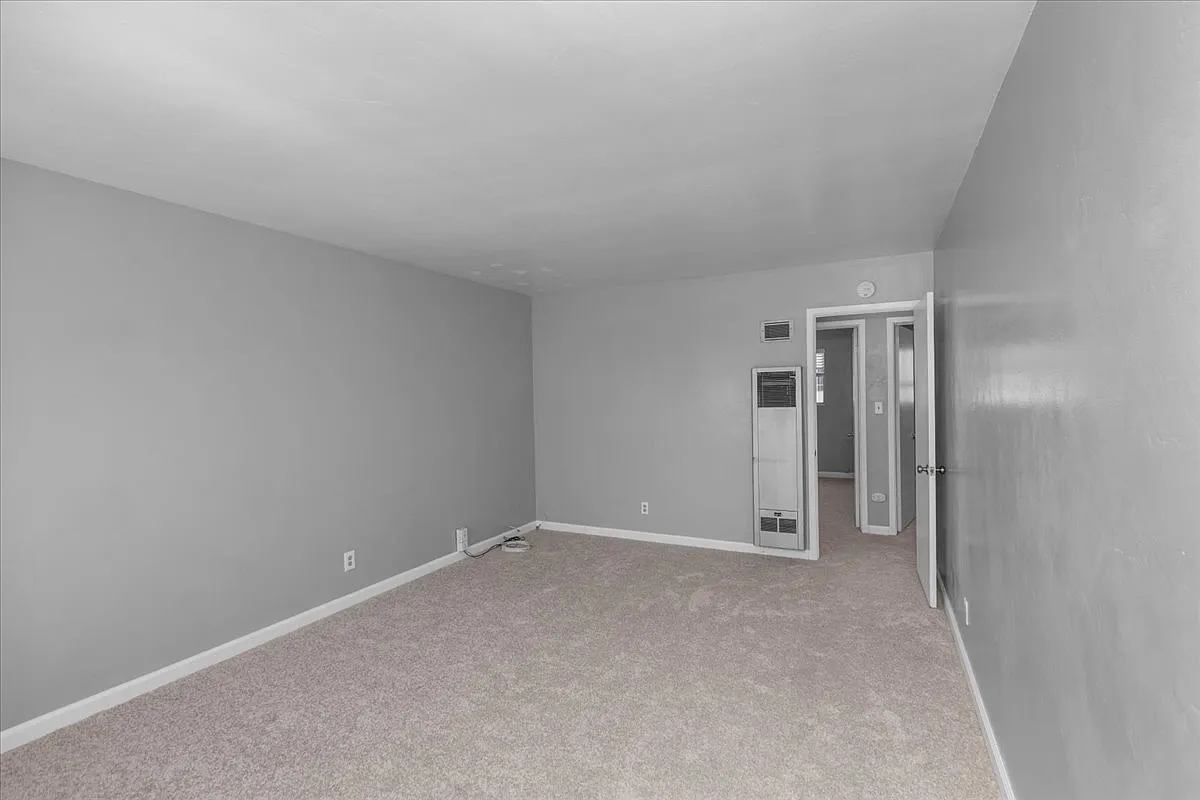 2 bed, 850 sqft, $2,795 — Photo 4