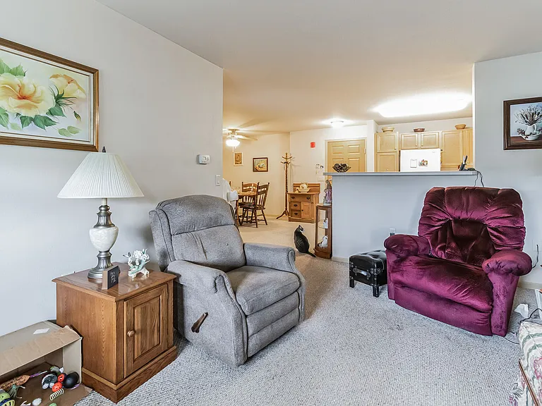 237 Cook Ave — Photo 49