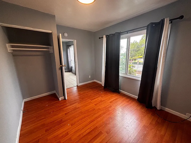 2740 73rd Ave #A — Photo 4