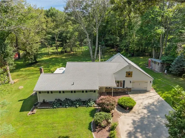 22 Burgess Rd, Foster, RI 02825
