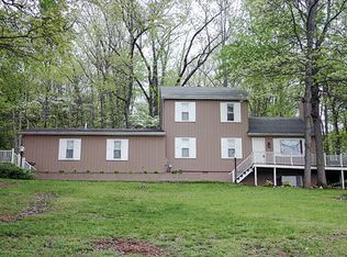 495 Mountain Dr, Livingston, TN 38570