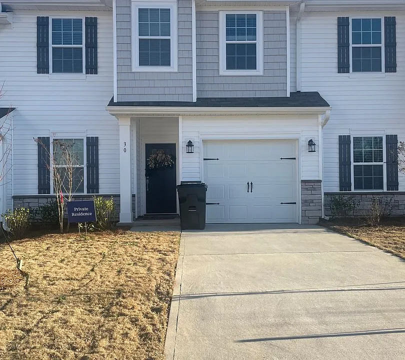 30 Fern Hill Ln