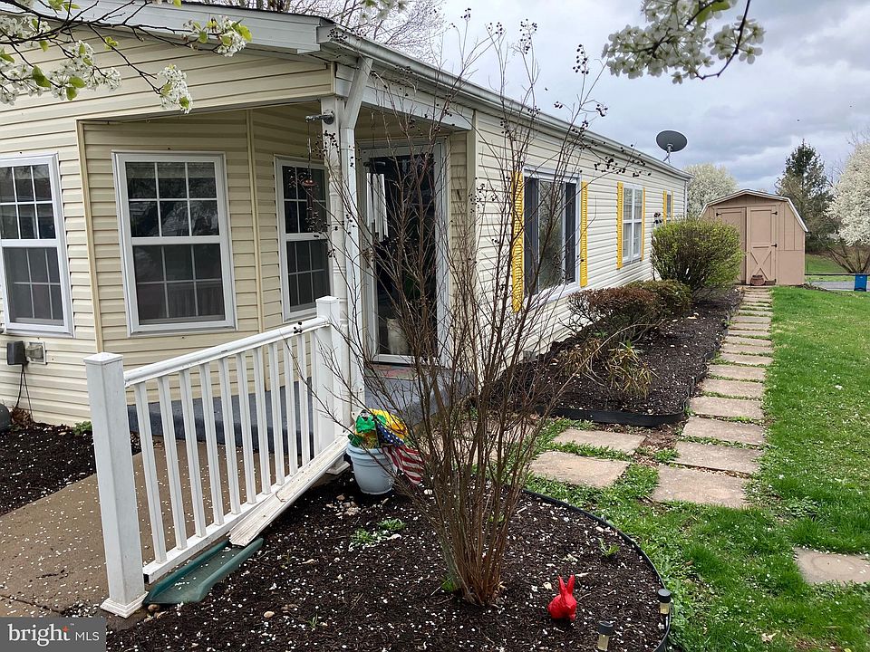 33 Longwood Ct E, Harleysville, PA 19438 | Zillow