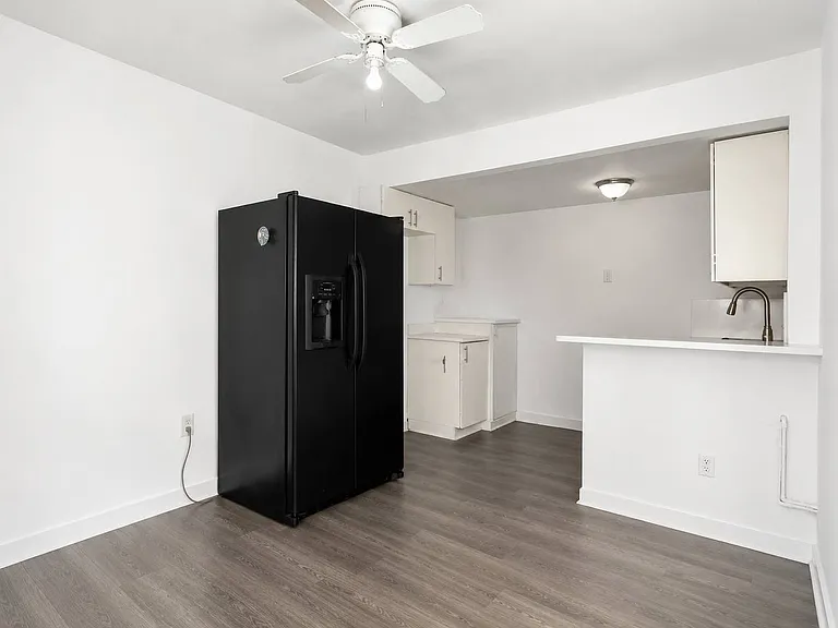 307 W Dixie Hwy #12 — Photo 10