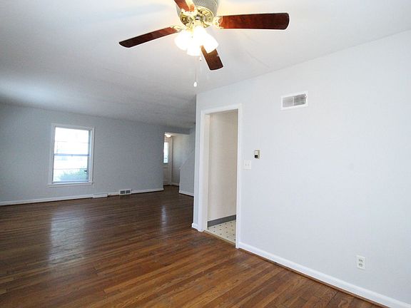 4th image of 7543 Wyoming St