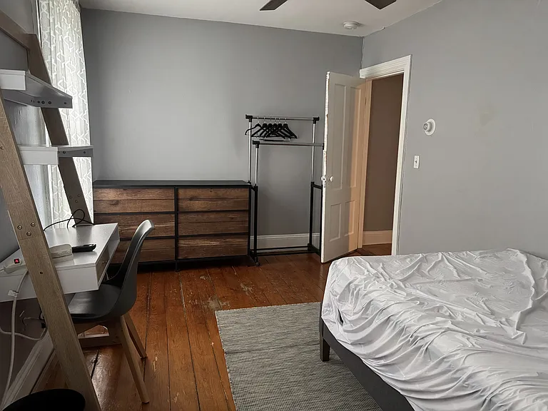 160-162 Transit St #162-1R — Photo 3
