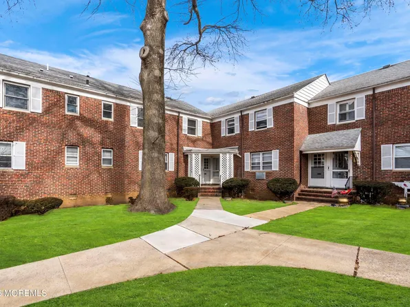 60 Manor Drive, Red Bank, NJ 07701