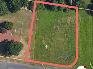 7104 N Richland Dr, Texarkana, TX 75503