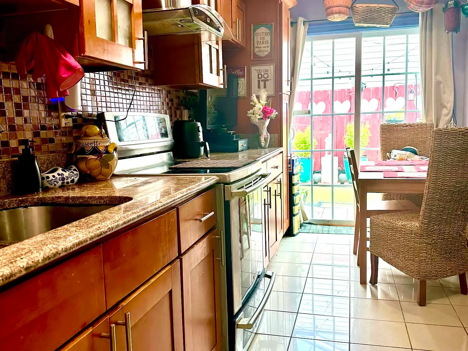 3 bed, 1118 sqft, $800 — Photo 2