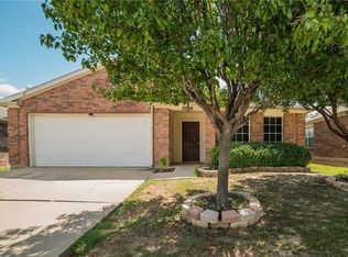 8232 Storm Chaser Dr, Fort Worth, TX 76131