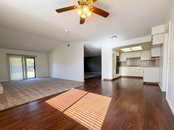 (undisclosed Address), Clovis, CA 93612