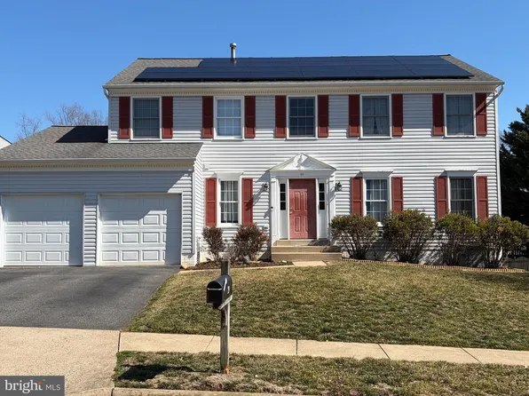 29 Palace Ln, Stafford, VA 22554