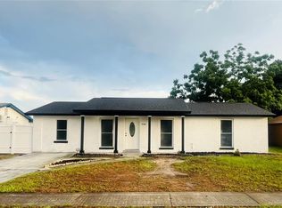 8236 Greenleaf Cir, Tampa, FL 33615