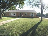 2nd image of 4721 Nursery St
