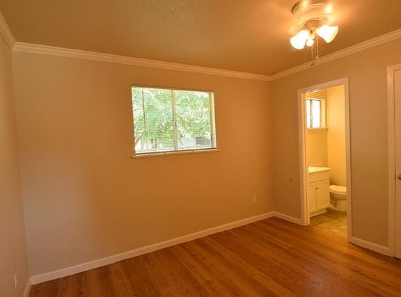 3rd image of 111 6th St APT 9