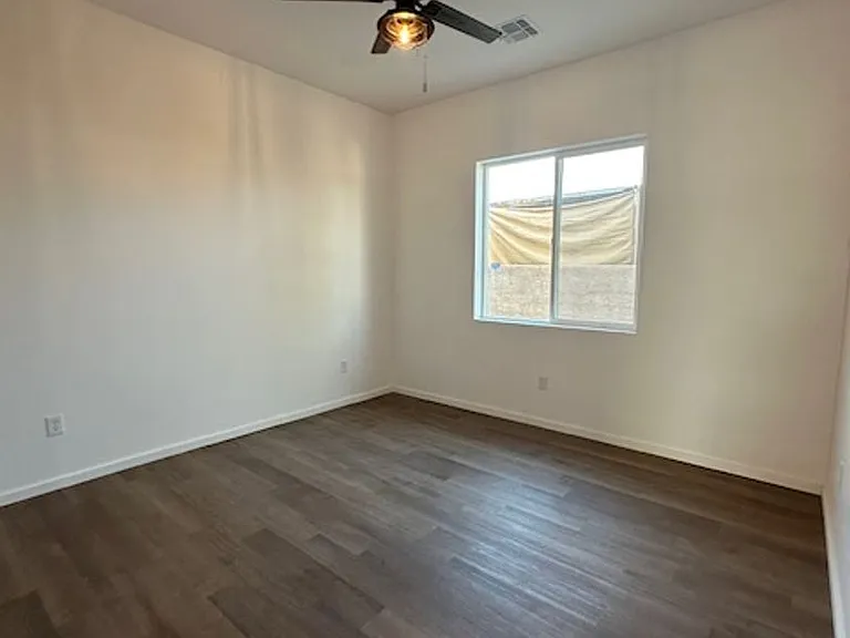 5022 S 35th Ave — Photo 9