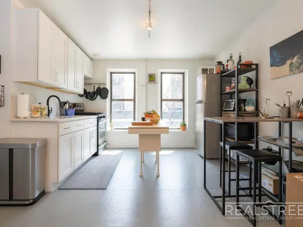 36 South 4th Street image 9 of 16