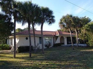 9411 Moonlight Dr, Sanibel, FL 33957