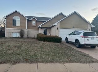 205 W 53rd St S, Wichita, KS 67217