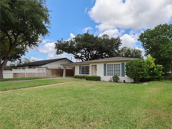 2nd image of 1103 Cynthia Dr