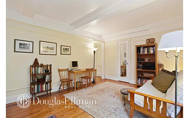 Sold by Douglas Elliman | media 20
