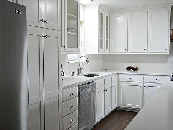 4th image of 112 Willowwood Ln
