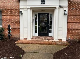 922 S Washington St APT 313, Alexandria, VA 22314