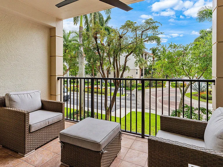 1210 Tuscany Way — Photo 20
