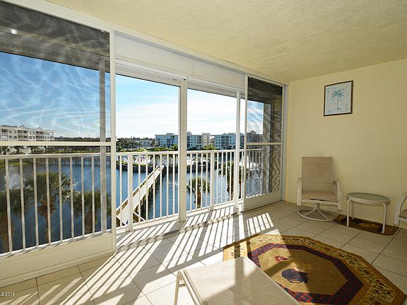 5th image of 8951 Lake Dr APT 402