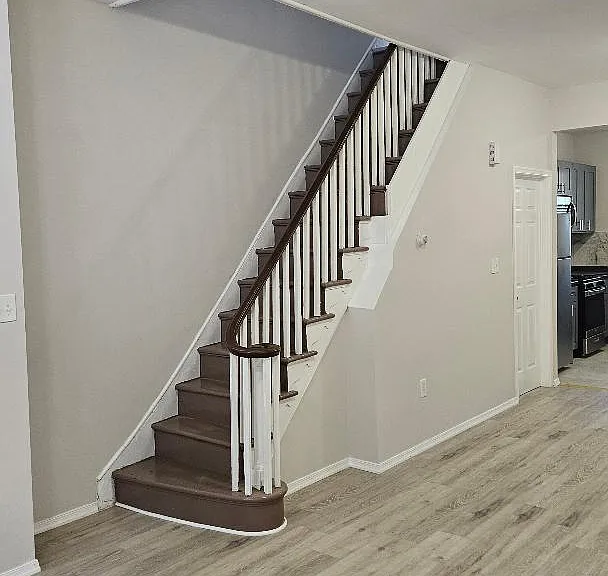 214 S Edgewood St — Photo 10