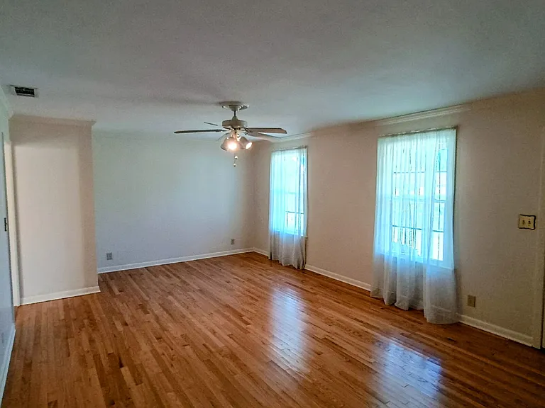413 Harolds Dr NW — Photo 34