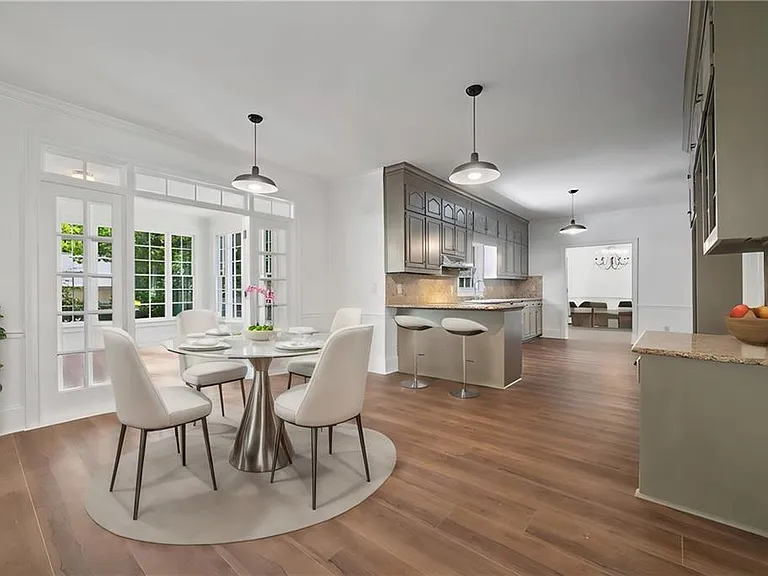 2120 Skyland Cove Ln — Photo 19